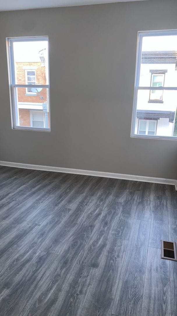 Building Photo - Front Porch Row - Oak Lane