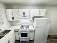 Building Photo - $100 OFF First Month’s Rent!LIMITED-TIME O...