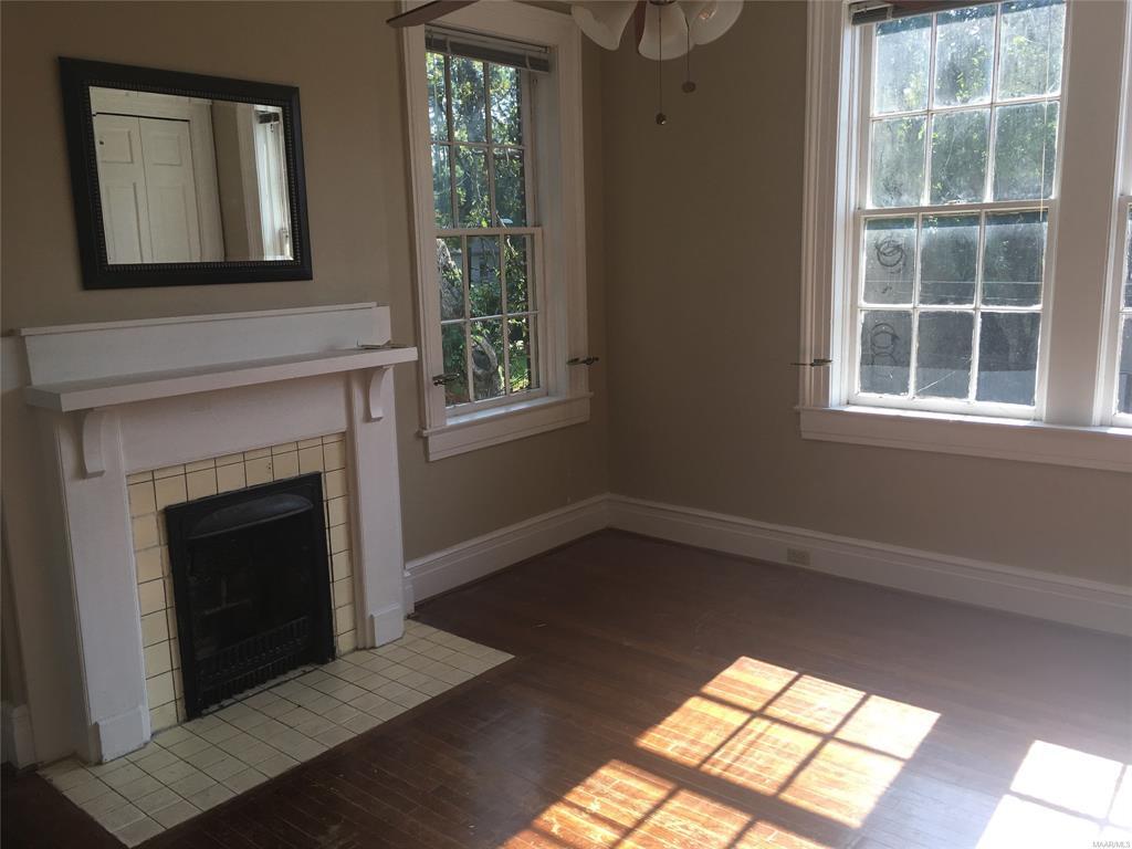 Building Photo - 1960 Ridge Ave