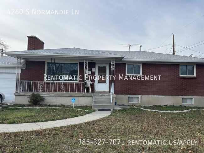 Building Photo - 4260 S Normandie Ln