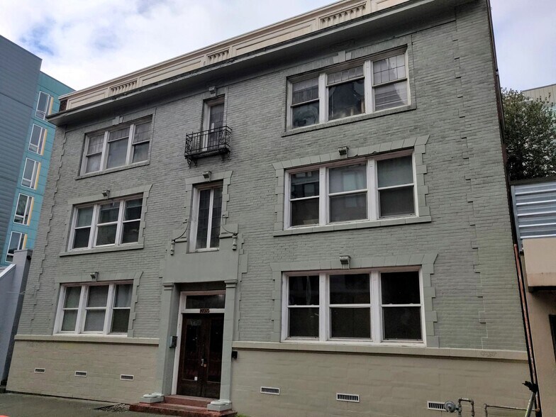 Primary Photo - The Frederick Apartments