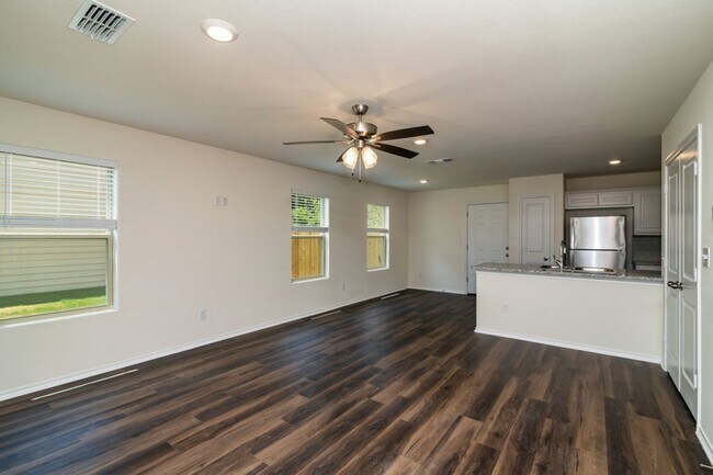 Building Photo - COMING SOON!  3 BEDROOM DUPLEX LOCATED IN WHITERIGHT TEXAS!