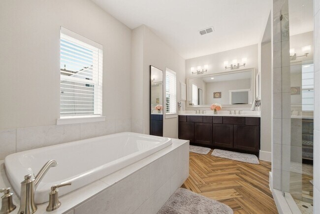 Building Photo - 1417 Biondo Way