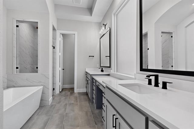 Building Photo - 15592 Songbird St