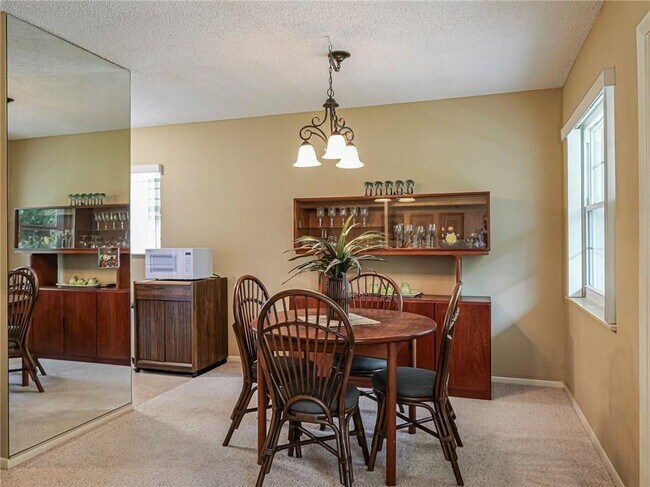 Building Photo - 35 Vis Gdns Trl