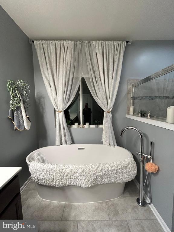 Building Photo - 12950 Blue Sky Pl