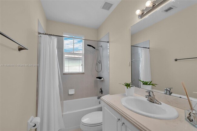 Building Photo - 4088 W Palm Aire Dr