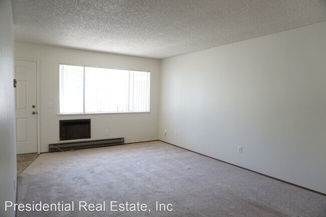 Building Photo - 935 Azure St