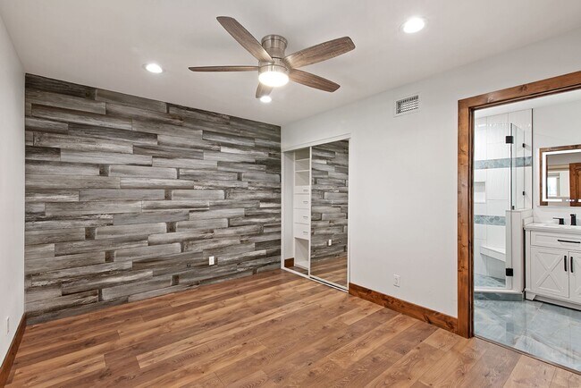 Building Photo - Refined Penasquitos Townhome with Panoramic Backyard Views & Modern Upgrades!