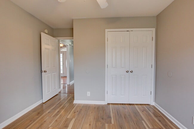 Building Photo - 3696 S Naples Ct