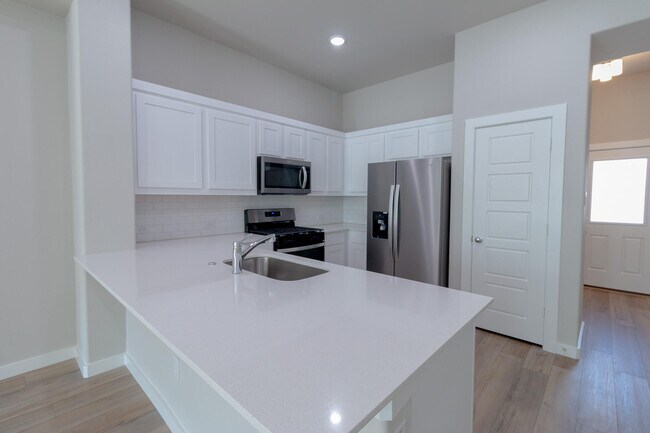 Building Photo - 3520 Palo Duro Dr