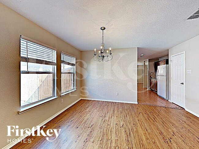 Building Photo - 12640 Shady Cedar Dr