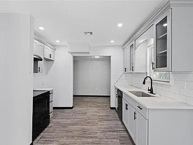 Building Photo - 3205 NW 14th St