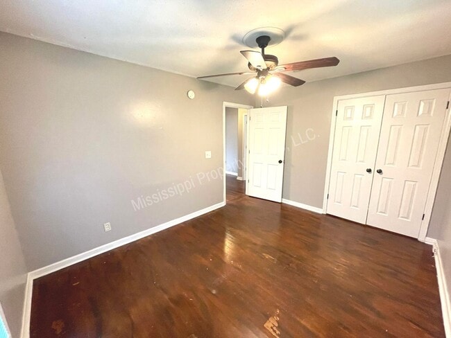 Building Photo - 4BR/2BA Home