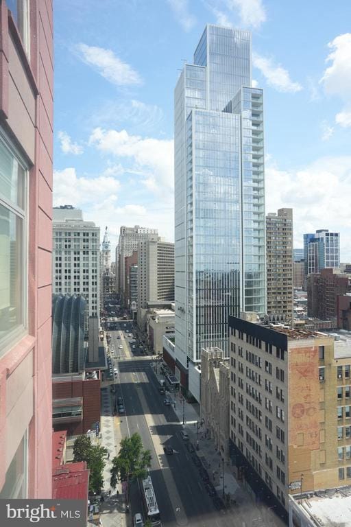 Building Photo - 440 S Broad St