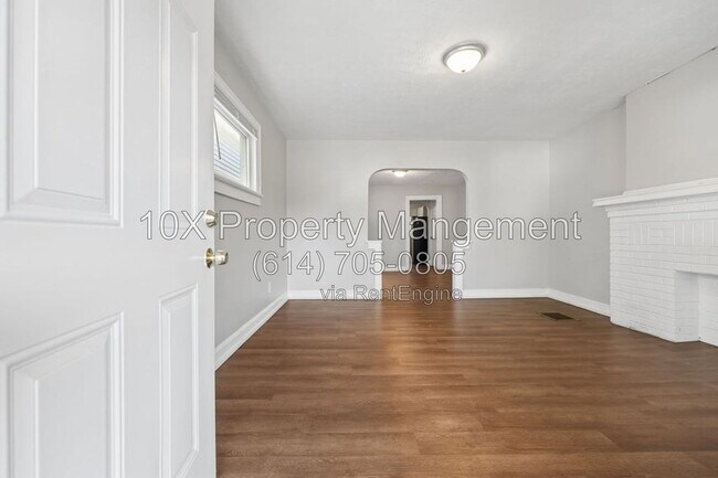 Building Photo - 1088 Siebert St