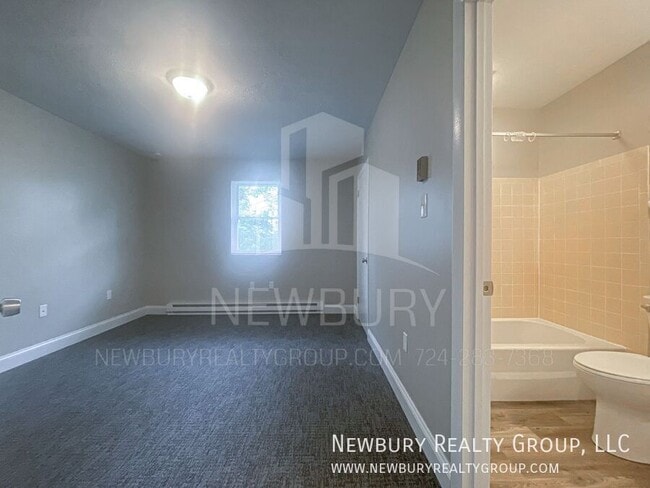 Building Photo - 49 Sunbury Estates