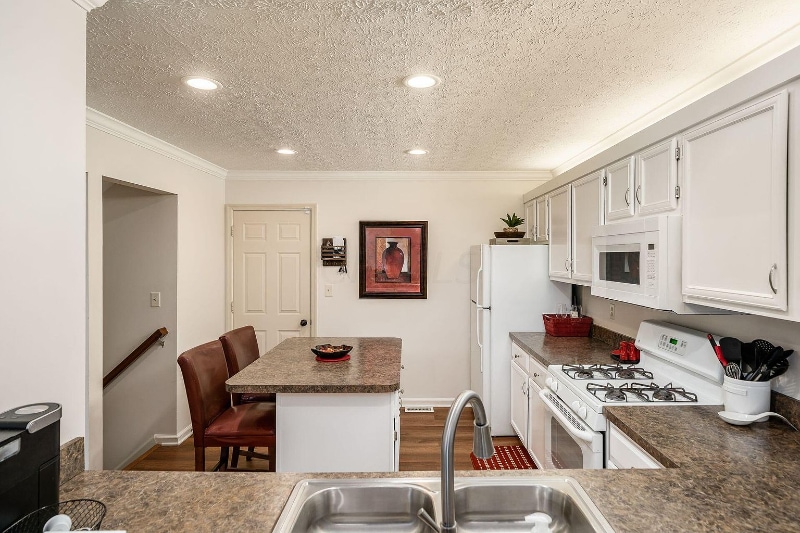 Building Photo - 3362 Eastwoodlands Trail