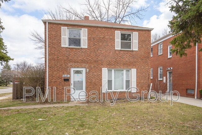 Building Photo - 645 Babbitt Rd
