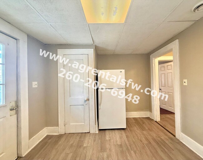 Building Photo - 209 S West St