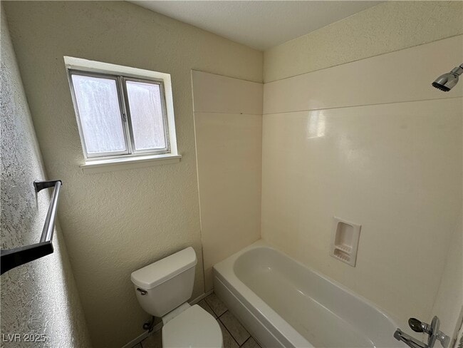 Building Photo - 4919 Newport Cove Dr