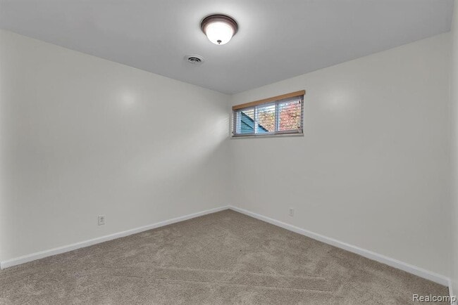 Building Photo - 32725 Barkley St