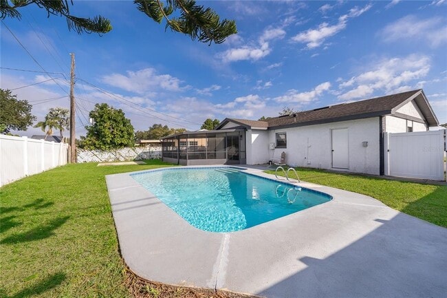 Building Photo - 4522 Fetrow Dr