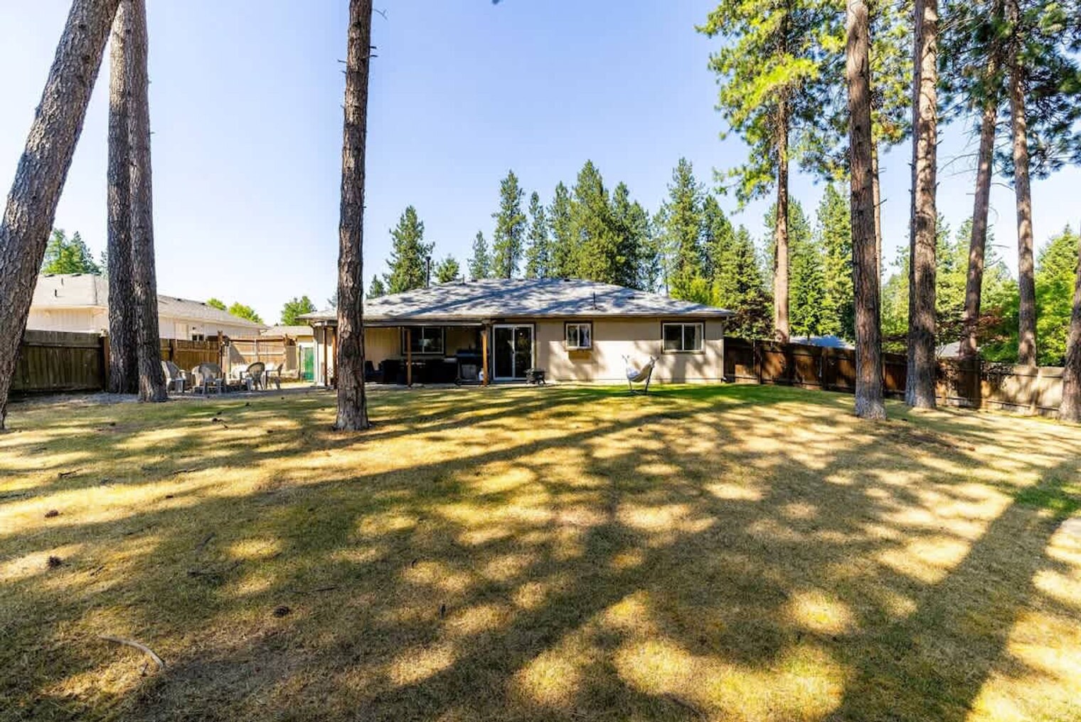 Building Photo - 3310 Wedgewood Loop