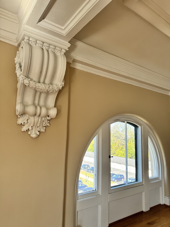 Stunning architectural features. - 803 E 6th St