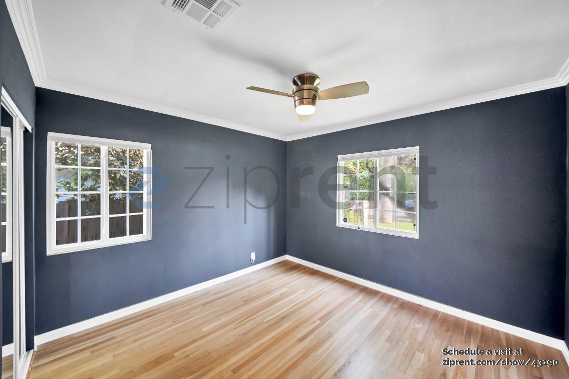 Building Photo - 15243 Morrison St
