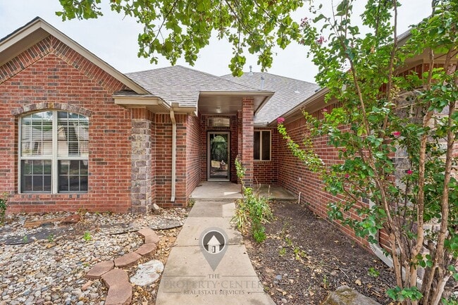 Building Photo - 716 Tuscany Way