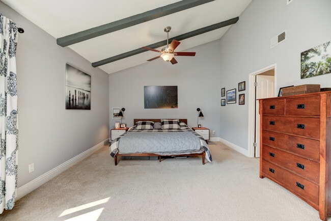 Building Photo - 1405 Goodman Ave