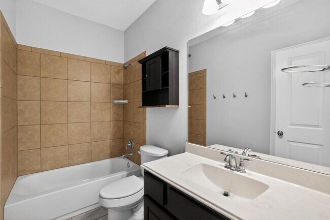 Building Photo - 6916 Etna Way