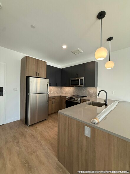 Building Photo - 199 Gardner St