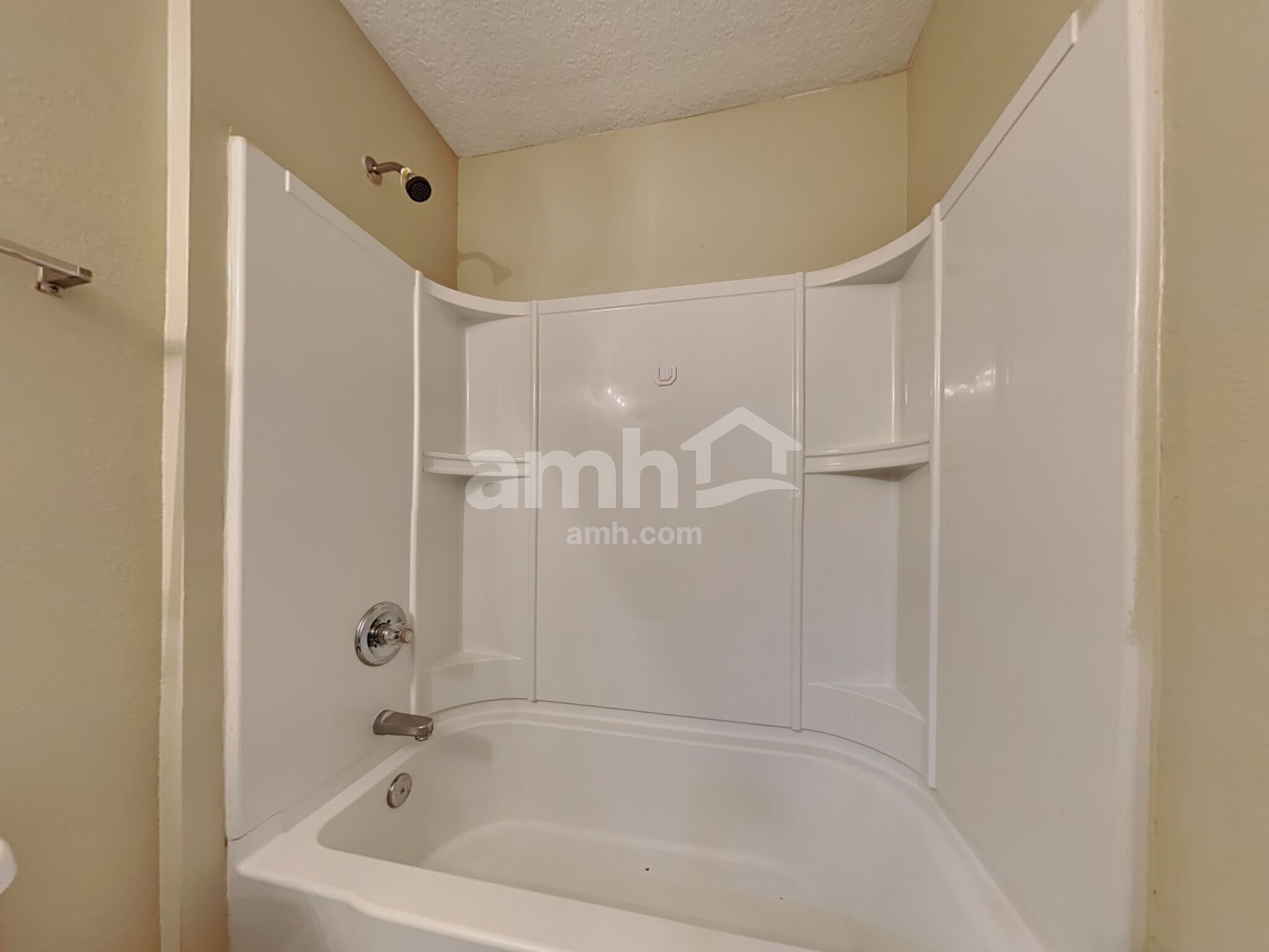 Building Photo - 1861 McGirts Point Blvd