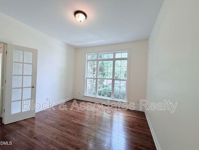 Building Photo - 603 Harold Latta Rd