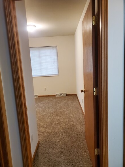 4th room - 5101 Horned Owl Dr
