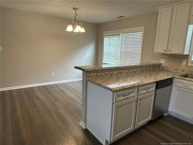 Building Photo - 6413 Worthington Dr