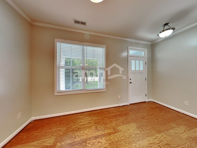 Building Photo - 2937 Britmass Dr