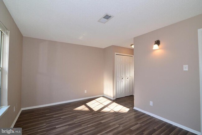 Building Photo - 1113 Huntmaster Terrace NE