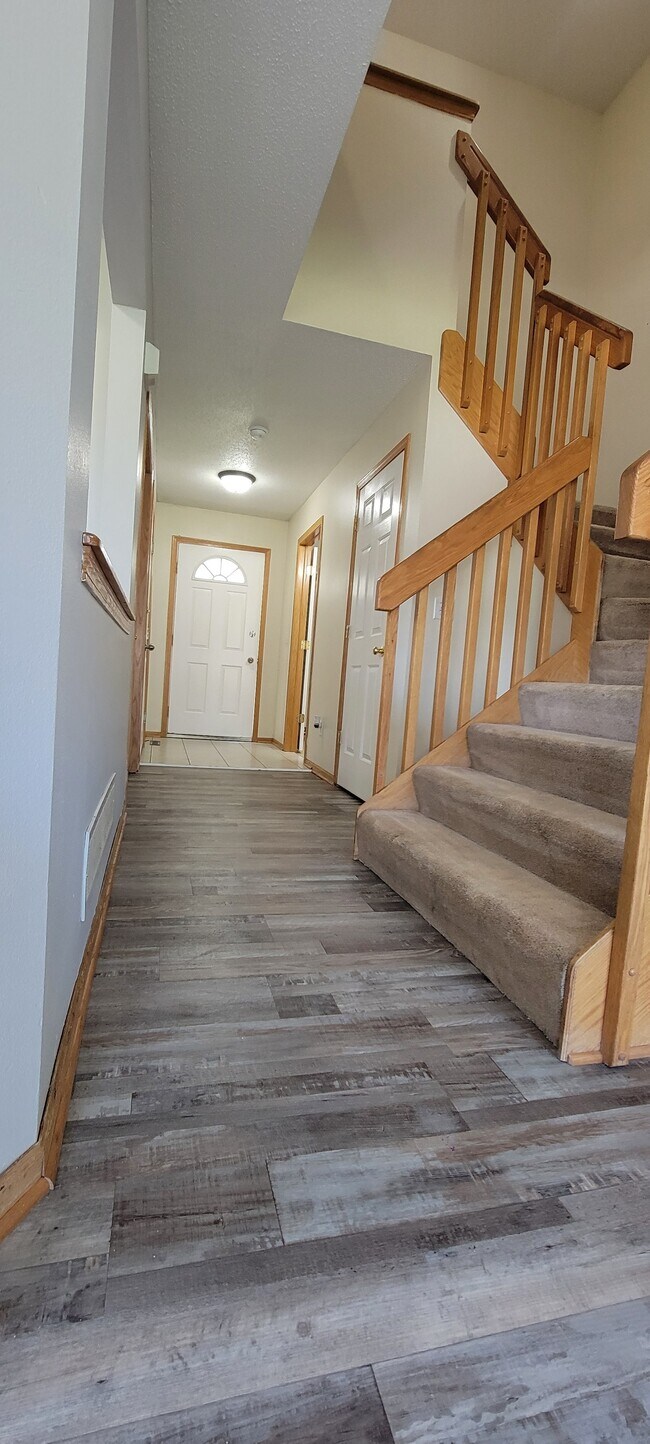 Building Photo - 2165 Copper Wynd Dr