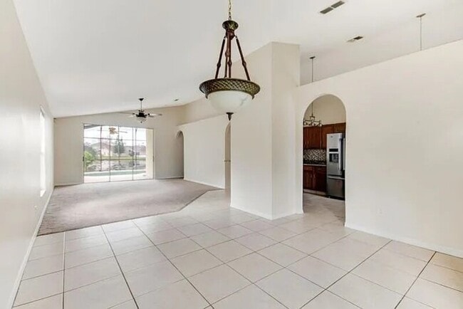 Building Photo - 3120 Stern Ct