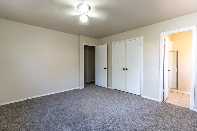 Building Photo - Spacious Rent to Own in South OKC!