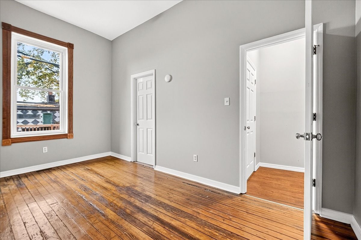 Building Photo - 2350 S 10th St