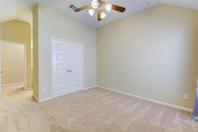 Building Photo - 4022 Steep Woods Dr