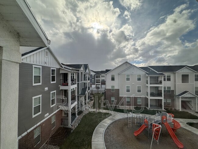 Building Photo - 511 N 310 W