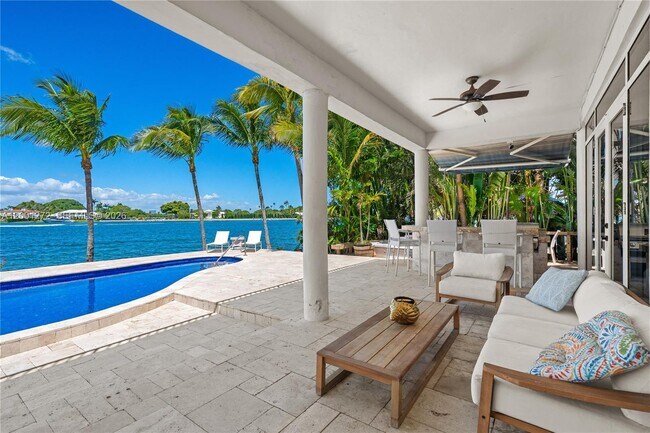 Building Photo - 1575 Stillwater Dr