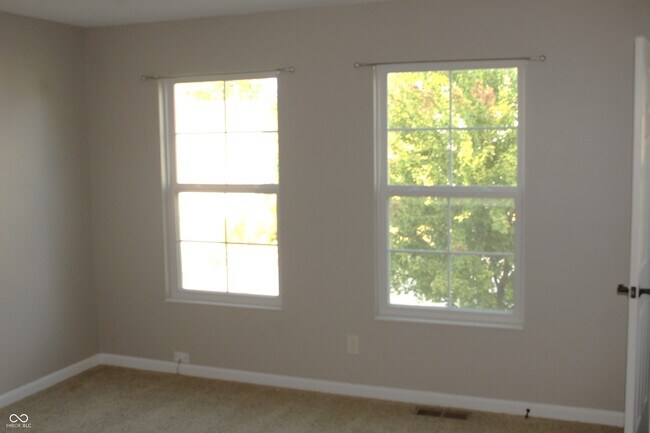 Building Photo - 2244 McGregor Ct