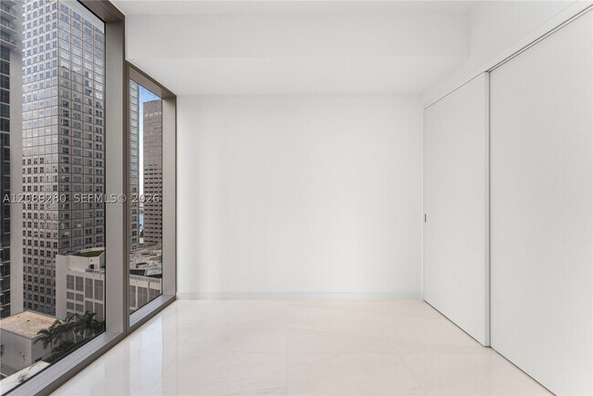 Building Photo - 300 Biscayne Blvd