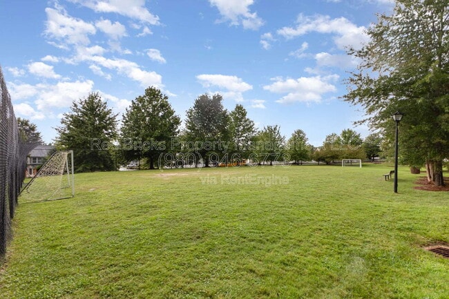 Building Photo - 10988 Flyreel Pl